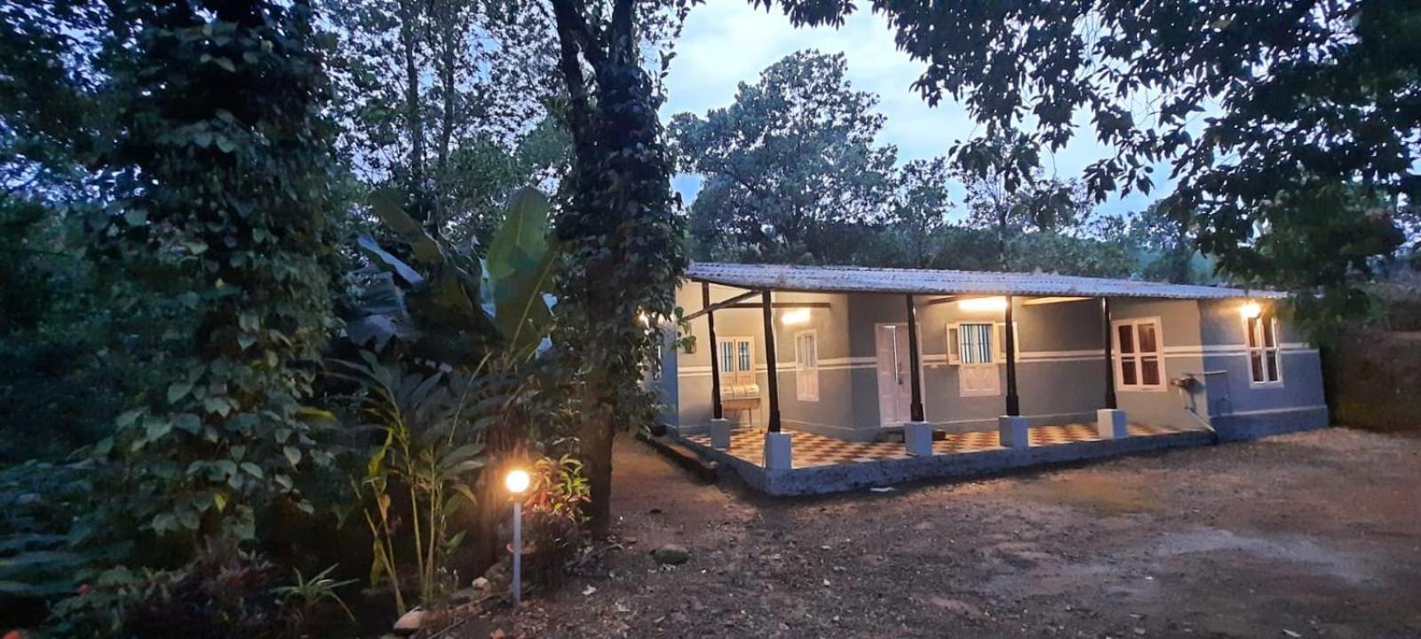 ואגאמון Tharayil Farm Stay מראה חיצוני תמונה